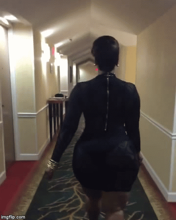 NSFW CHEROKEE D ASS SIDE SMASH OR PASS