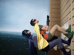 batman and robin climbing a building Meme Template