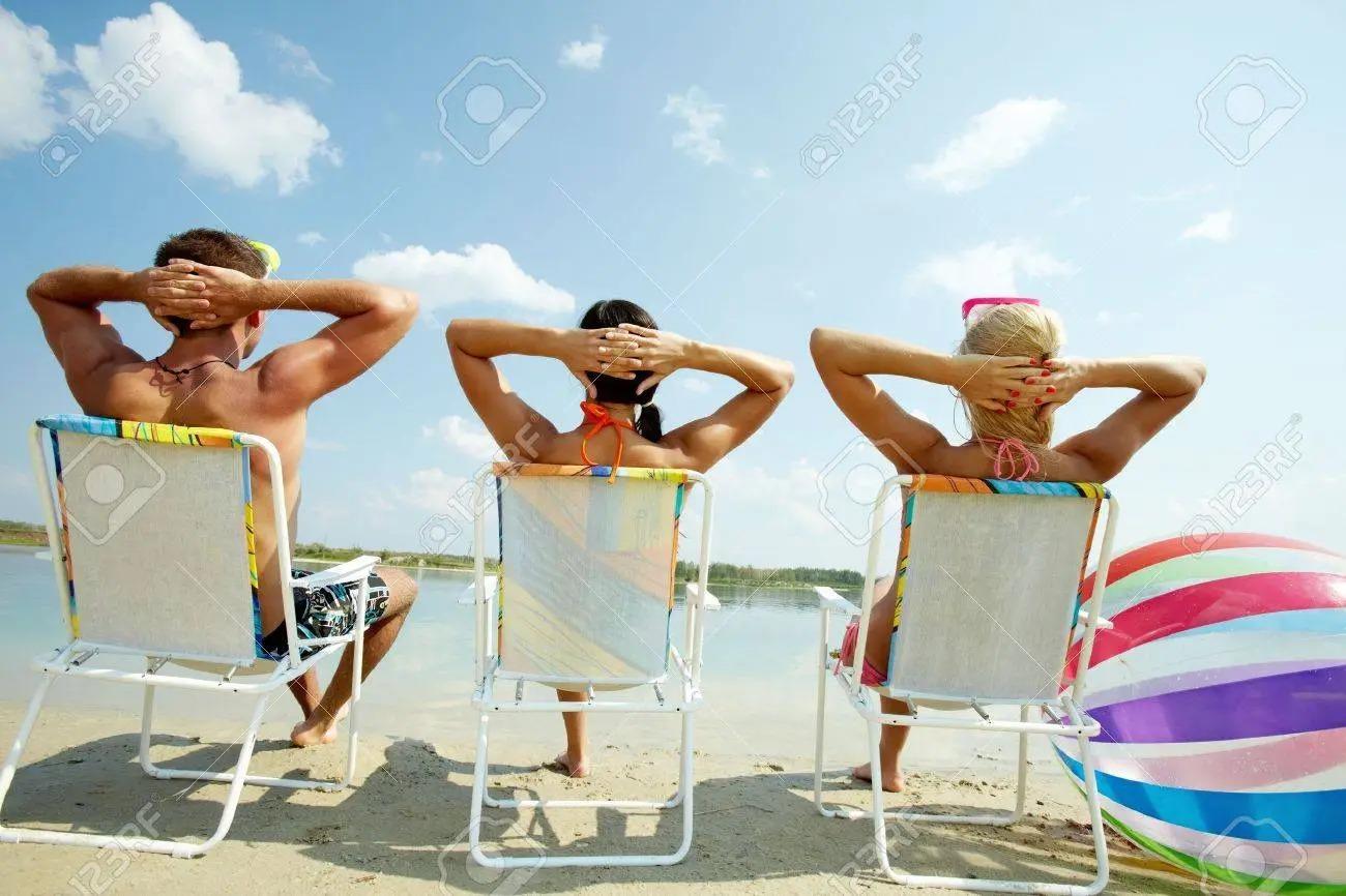 High Quality 3 People Vacation Blank Meme Template