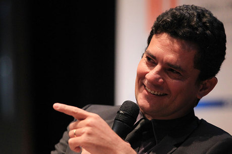 Sergio Moro Blank Meme Template