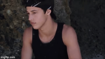 cameron ruffles his hair - Imgflip