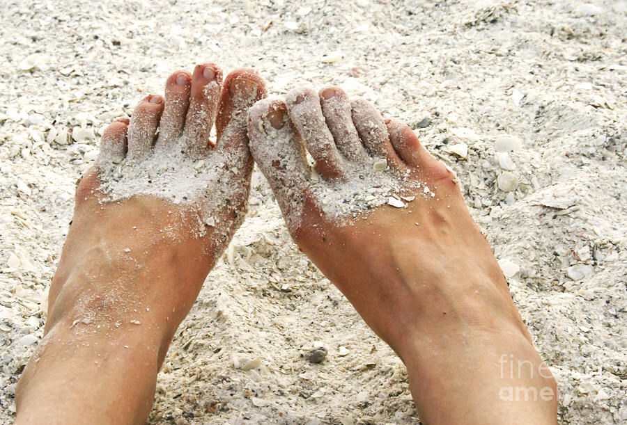 Beach feet Blank Meme Template