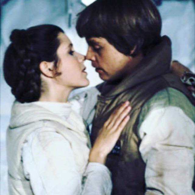 Luke and Leia Blank Meme Template