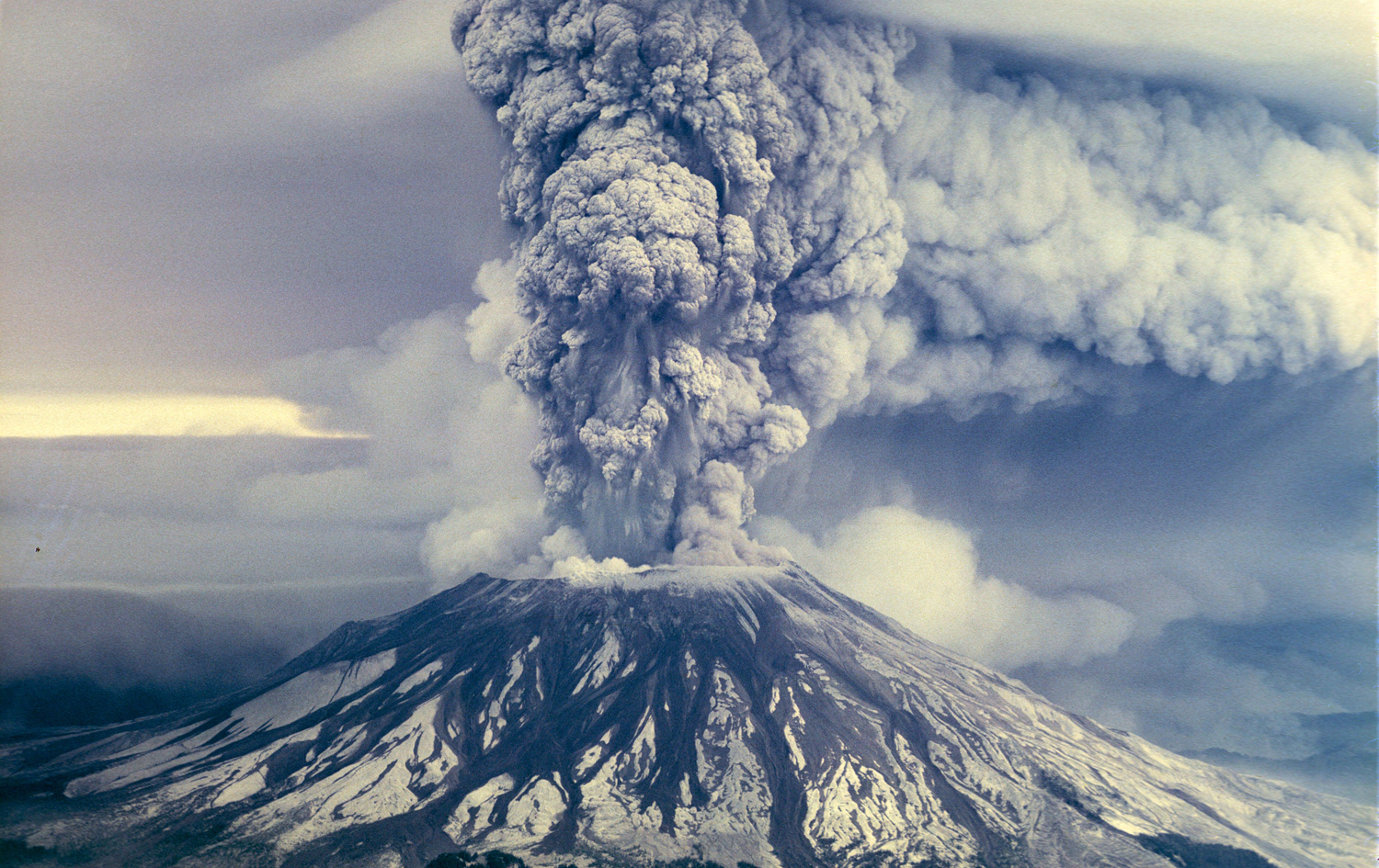 Mt Saint Helens Blank Meme Template