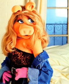 High Quality Miss Piggy Blank Meme Template