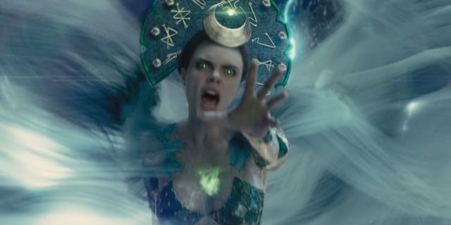 Enchantress says Mierda Blank Meme Template