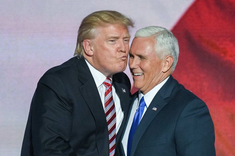 Trump kissing pence Blank Meme Template