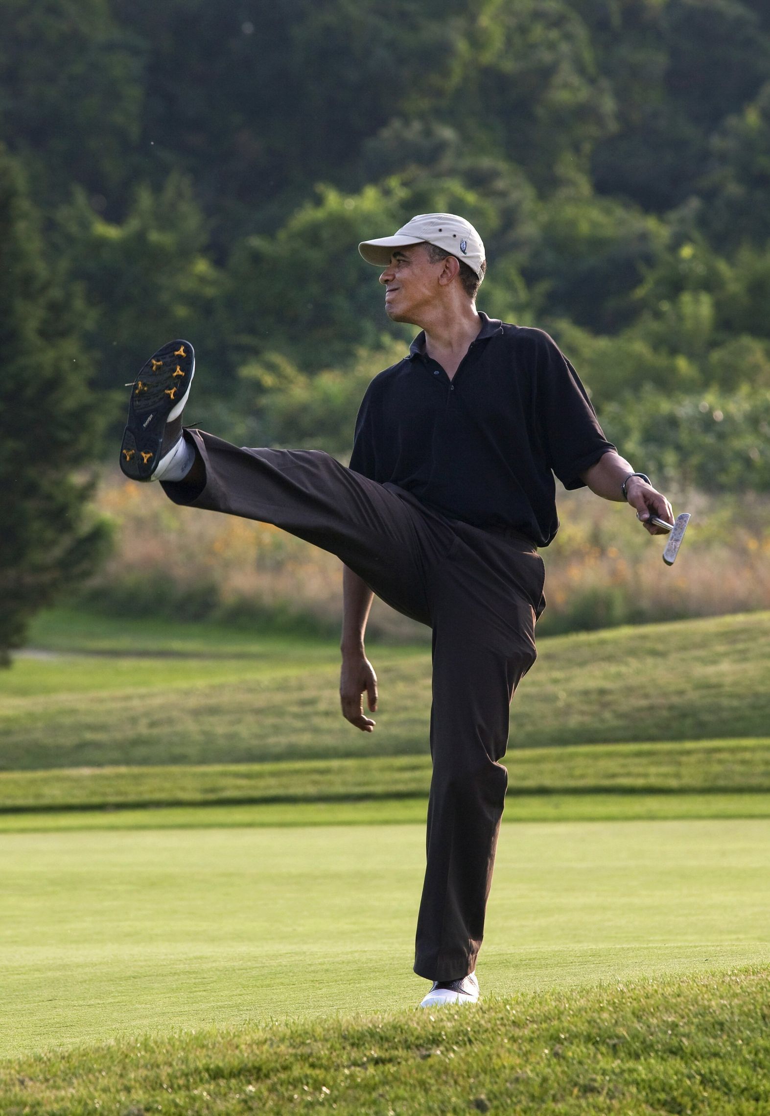 Obama hind leg Blank Meme Template