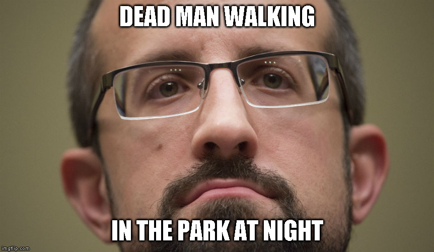 Combetta | DEAD MAN WALKING; IN THE PARK AT NIGHT | image tagged in combetta | made w/ Imgflip meme maker