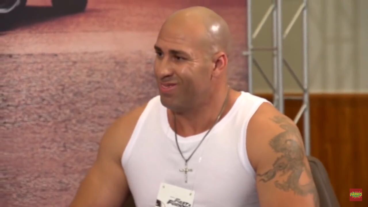 Vin Diesel Chupa-Cu Blank Meme Template