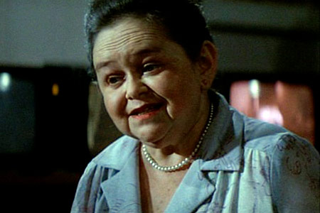 High Quality Zelda Rubinstein (POLTERGEIST PSYCHIC) Blank Meme Template