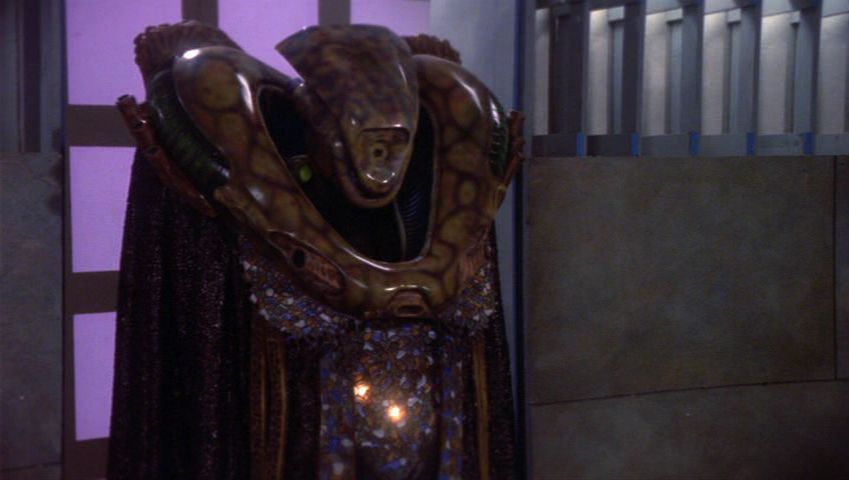 vorlon-kosh Blank Meme Template