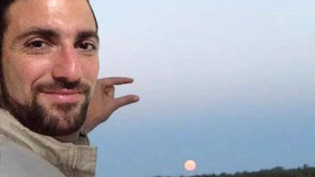 higuain Blank Meme Template