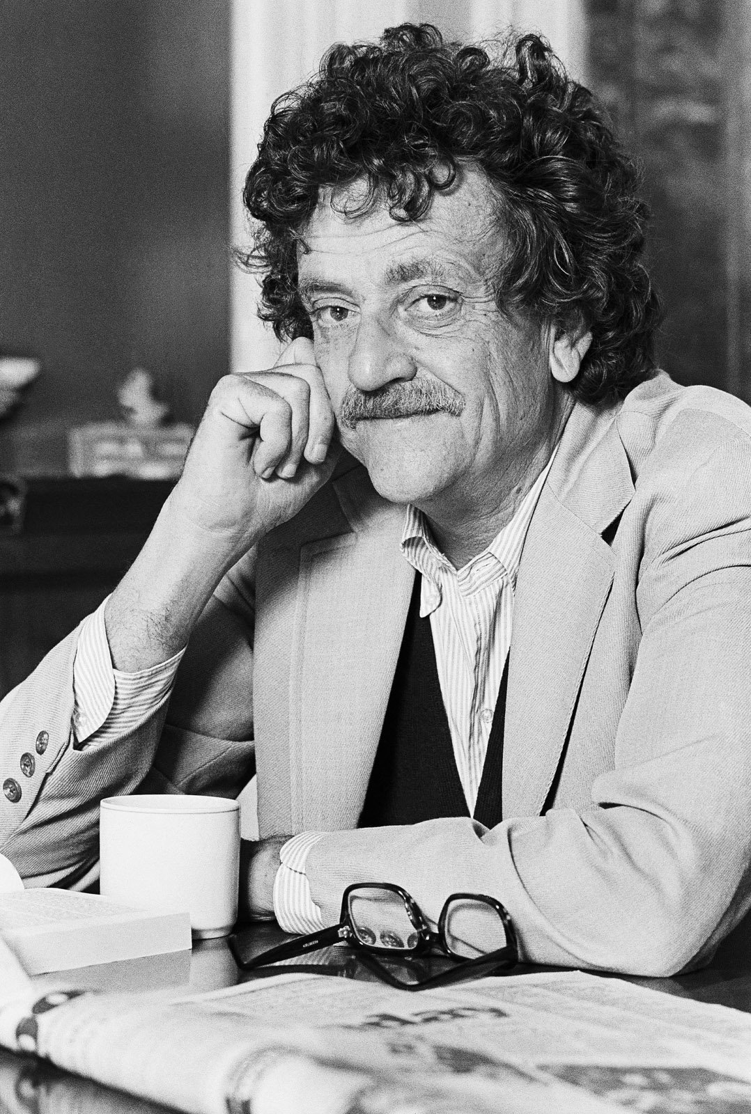 Kurt Vonnegut Blank Meme Template