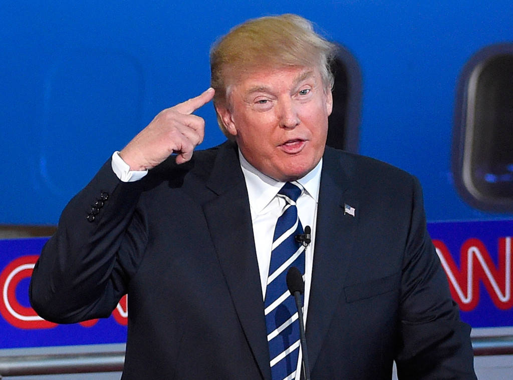 Trump pointing to his head Blank Meme Template