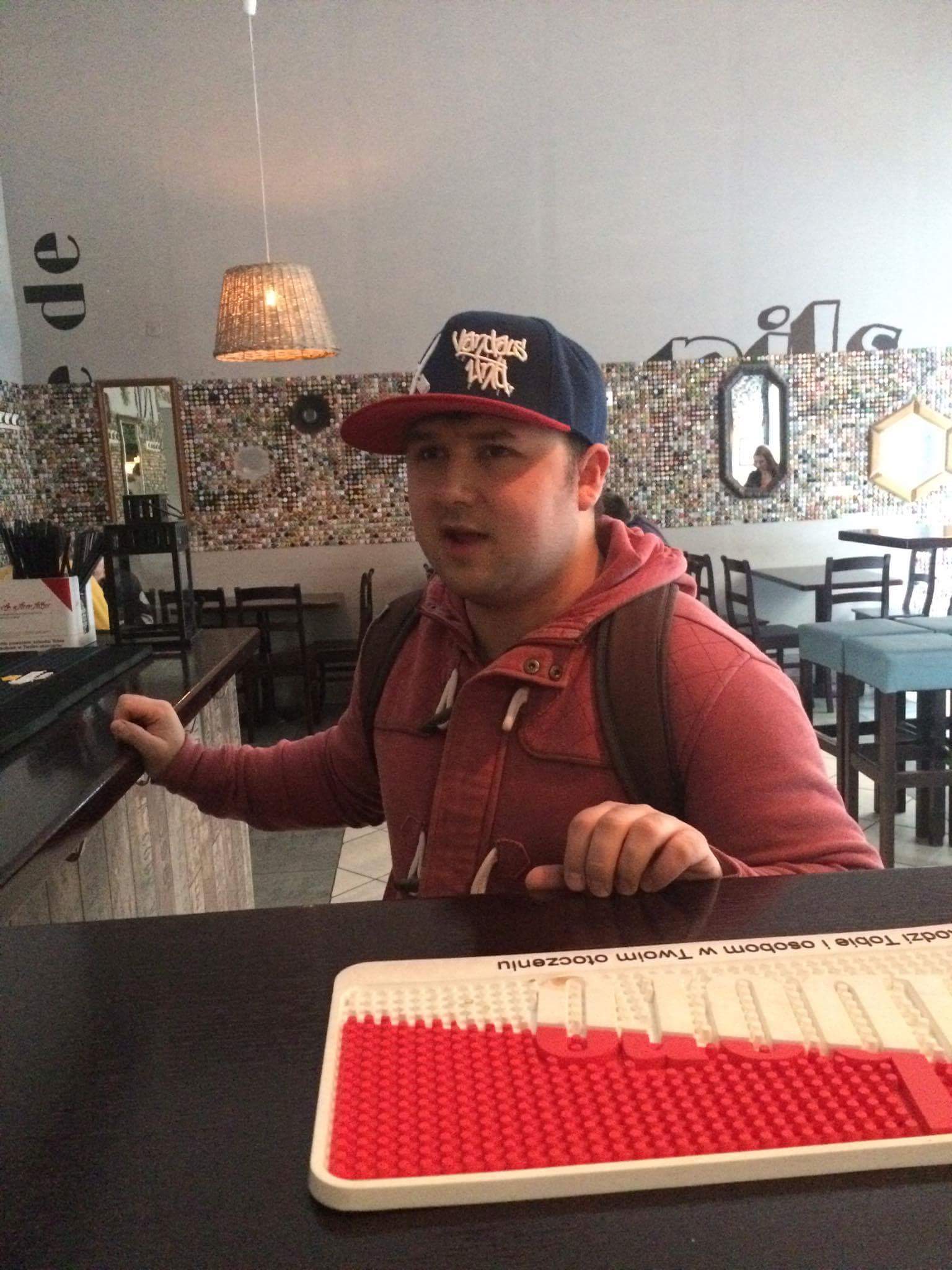 Kainek Blank Meme Template