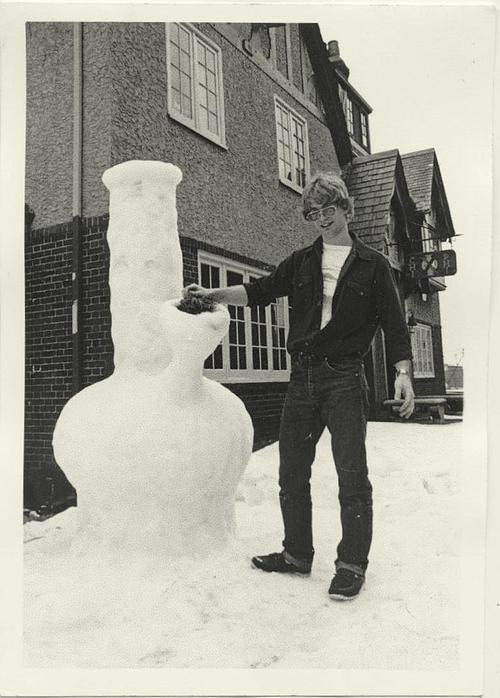 Jeffrey Dahmer + Snow Bong Blank Meme Template