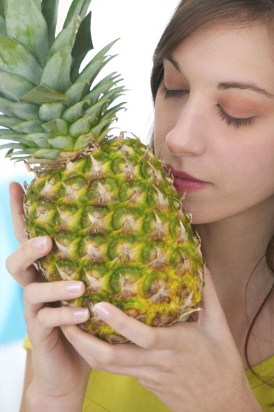 WOMAN WITH PINEAPPLE Blank Meme Template