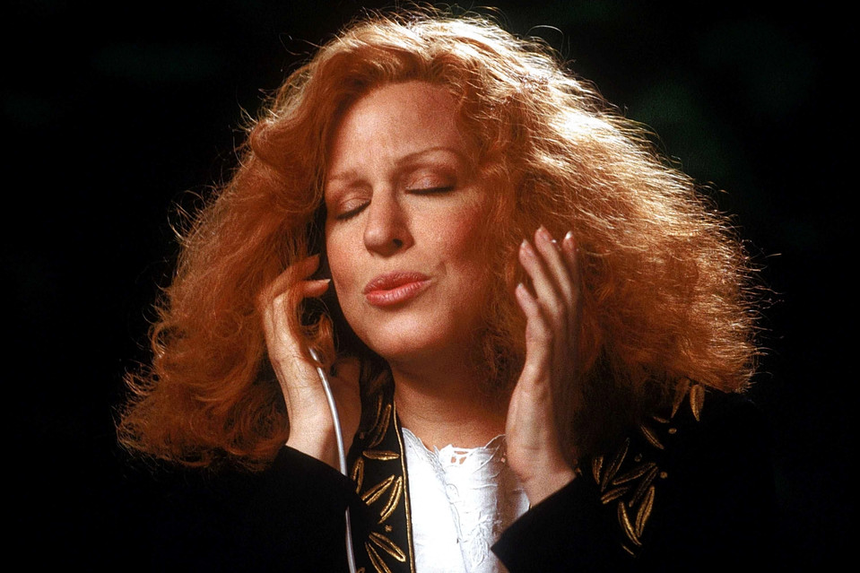 Bette Midler Blank Meme Template