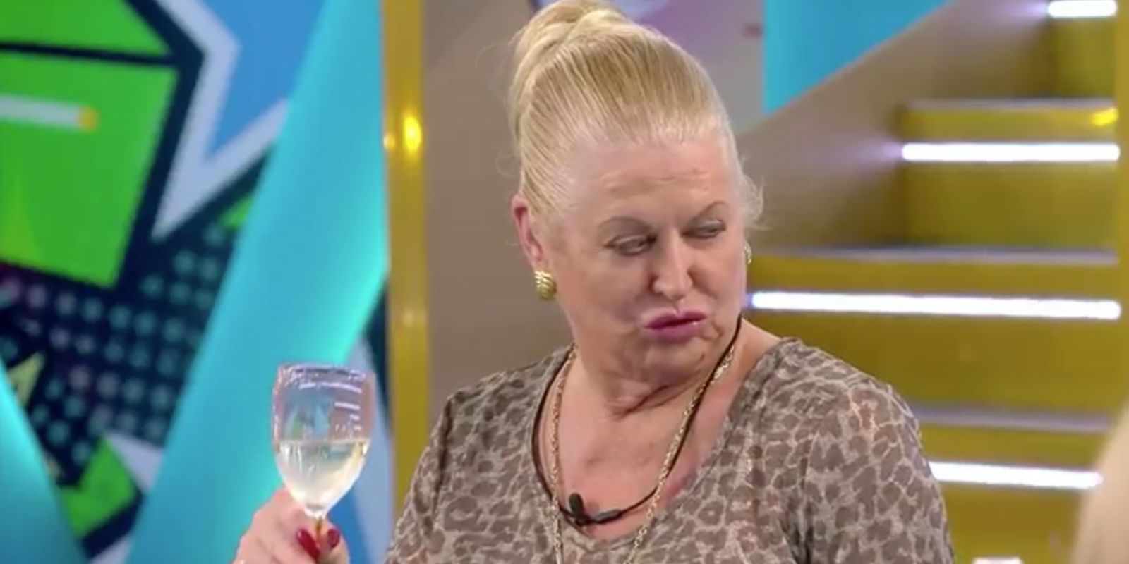 Kim Woodburn Blank Meme Template