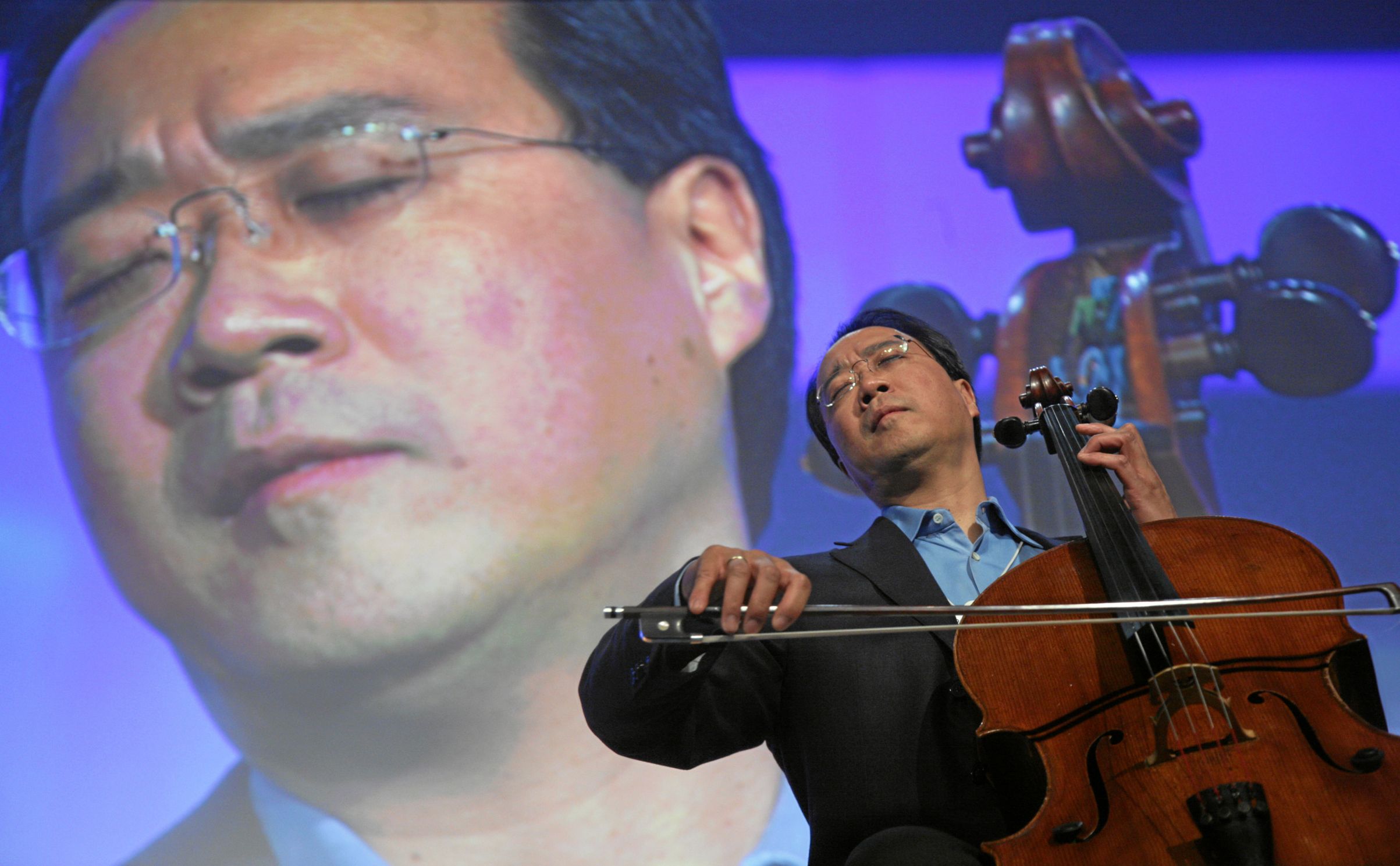 High Quality Asian Violinist Blank Meme Template