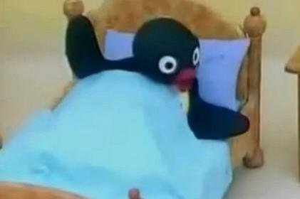 High Quality pingu otia lo debere Blank Meme Template