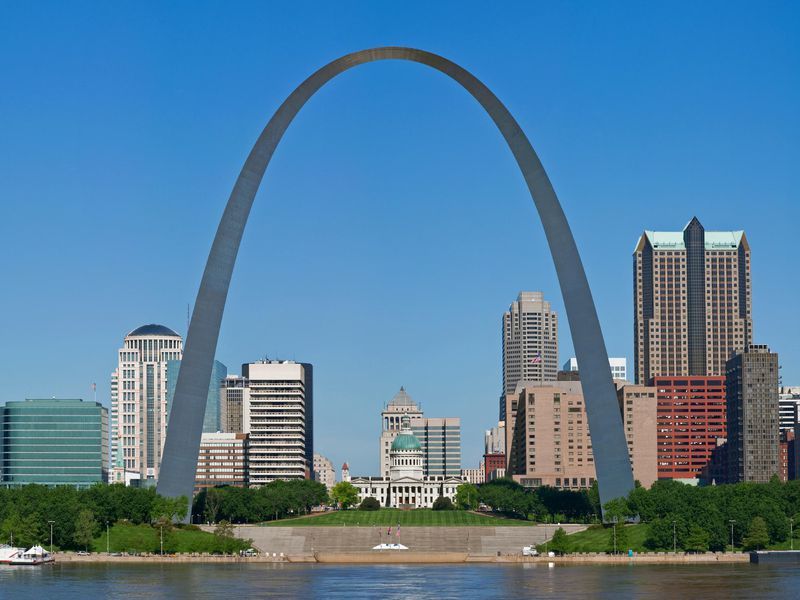 St' Louis Arch Blank Meme Template