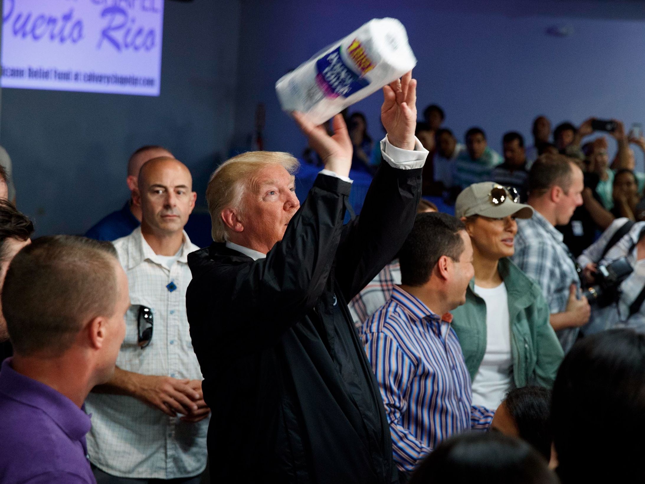 TRUMP PAPER TOWELS Blank Meme Template