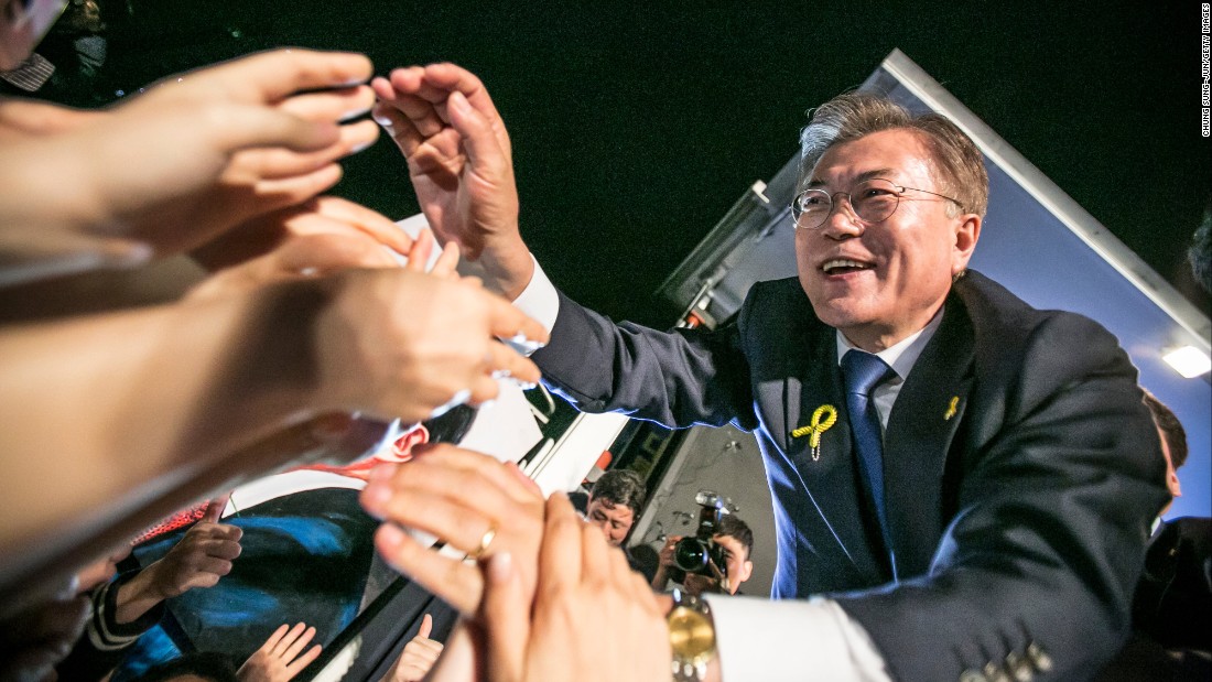 High Quality Moon Jae In (President of South Korea 2017 after impeaching Park Blank Meme Template