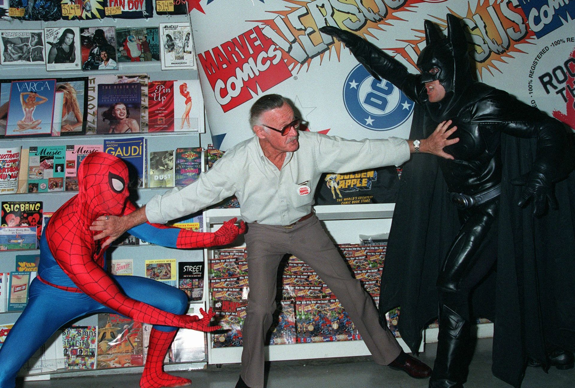 batman and spiderman fighting Blank Meme Template