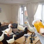 party duck face selfie