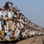 indian_train_crowded