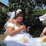 bride eat cake sigarette don't touch