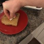 How Italian people butter toast