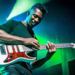 Tosin Abasi double tapping metal djent