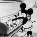 Mickey piano