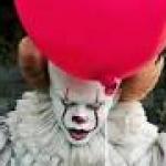 Pennywise red balloon