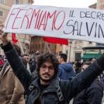 Demonstrators Rome Contra Salvini