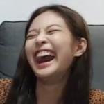 Jennie Laughing meme
