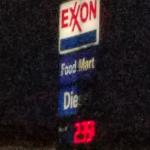 Exxon Food Mart Die