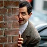 Spying Mr Bean meme