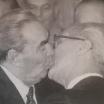 Kissing Breznev