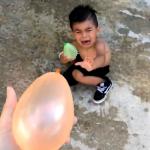 Kid scared of balloon