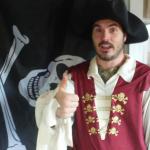PIRATE THUMBS UP
