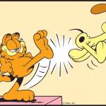 Garfield kicking odie meme