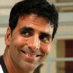 Akshay kumar laughing naughty