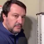 Salvini che citofona