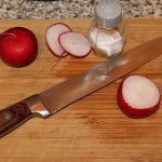 slicing radishes