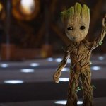 groot waving