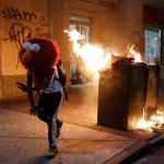 Elmo rioter